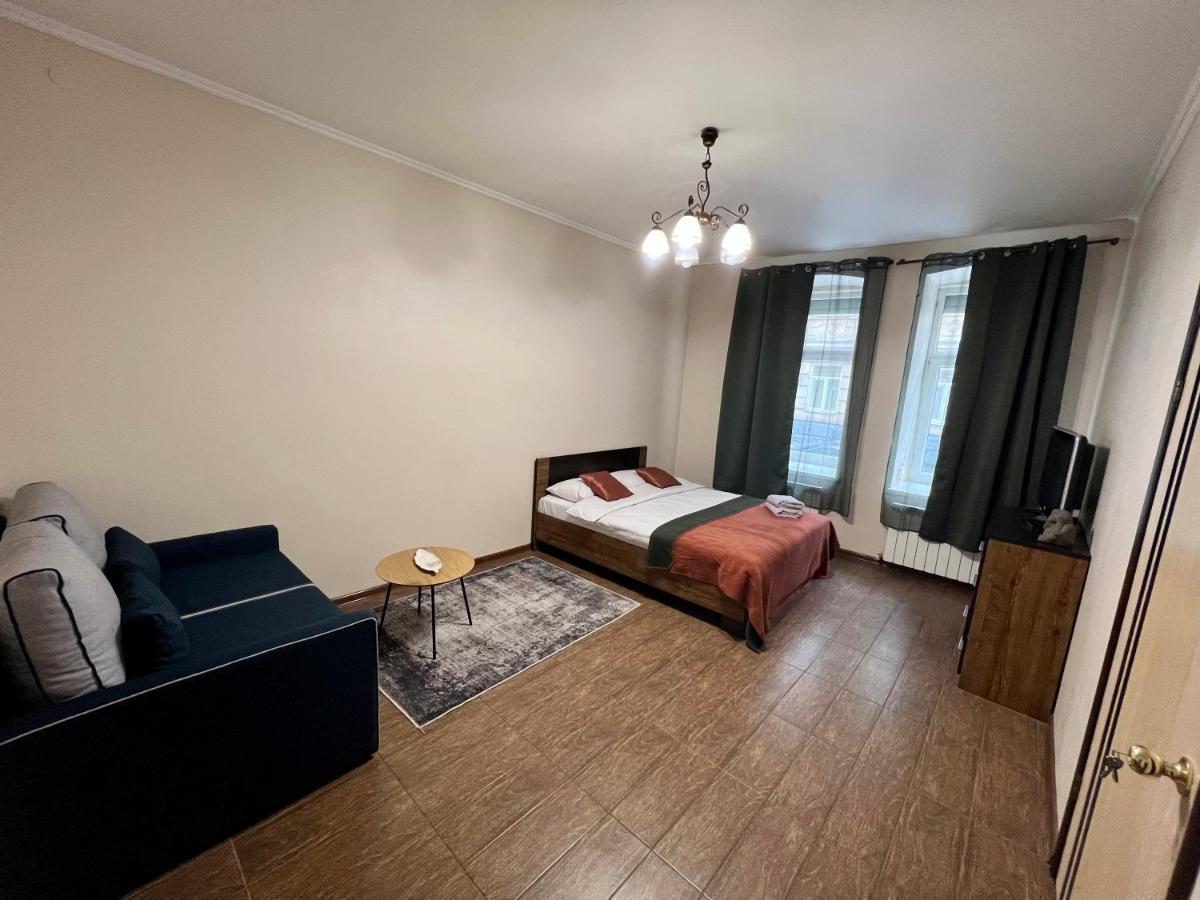 Old City Apartment With Parking إلفيف المظهر الخارجي الصورة