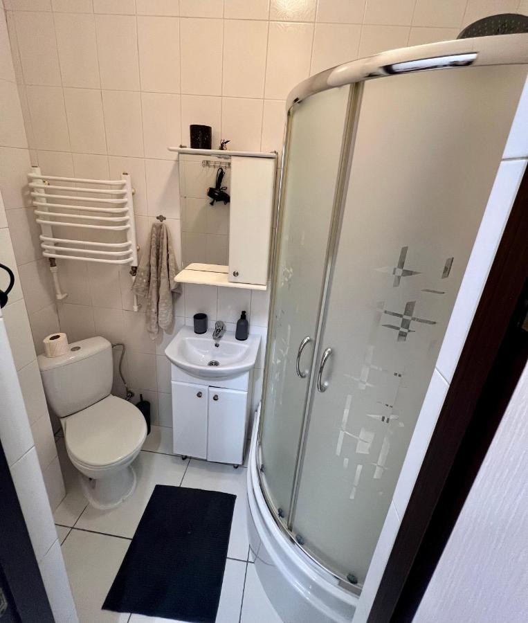 Old City Apartment With Parking إلفيف المظهر الخارجي الصورة